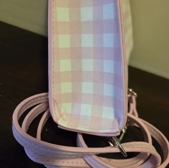 Gingam Pink & White Bag 🎀🎀 - Picture 6 of 8